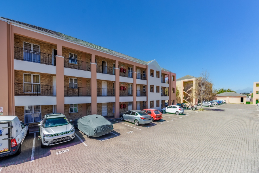 To Let 2 Bedroom Property for Rent in Viking Village Western Cape